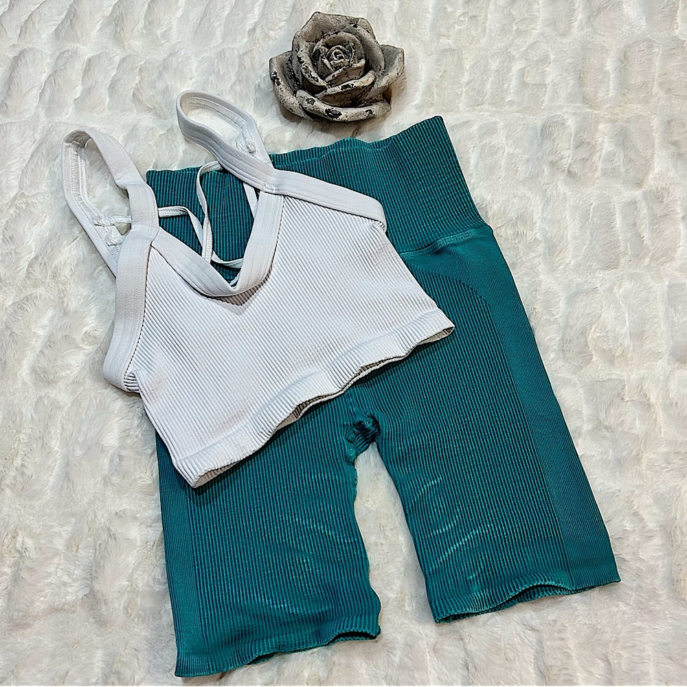 NWOT Free People Movement Happiness Runs Set